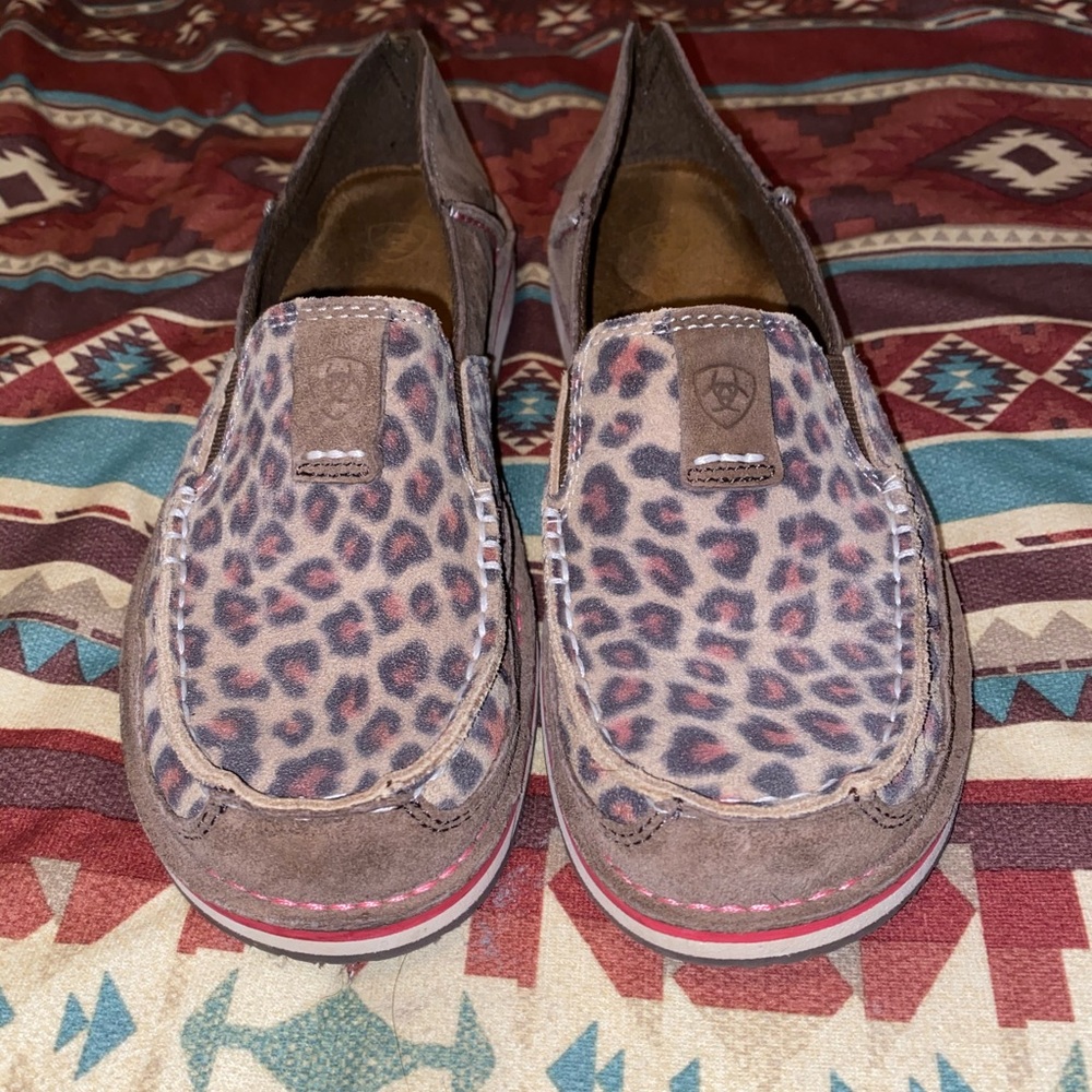 Ariat Cheetah Cruisers